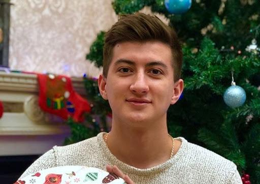 Денис Сальманов: биография, сколько лет, где живет, девушка, фото